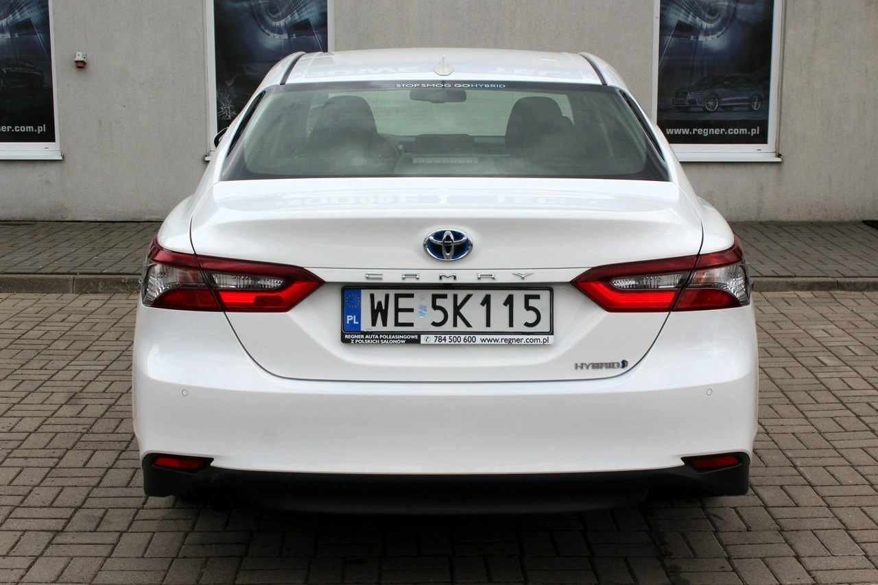 Toyota Camry - Zdjęcie 4