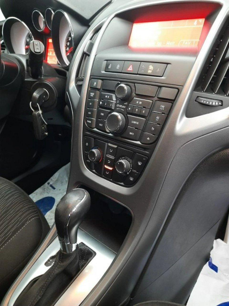 Opel Astra - Zdjęcie 15