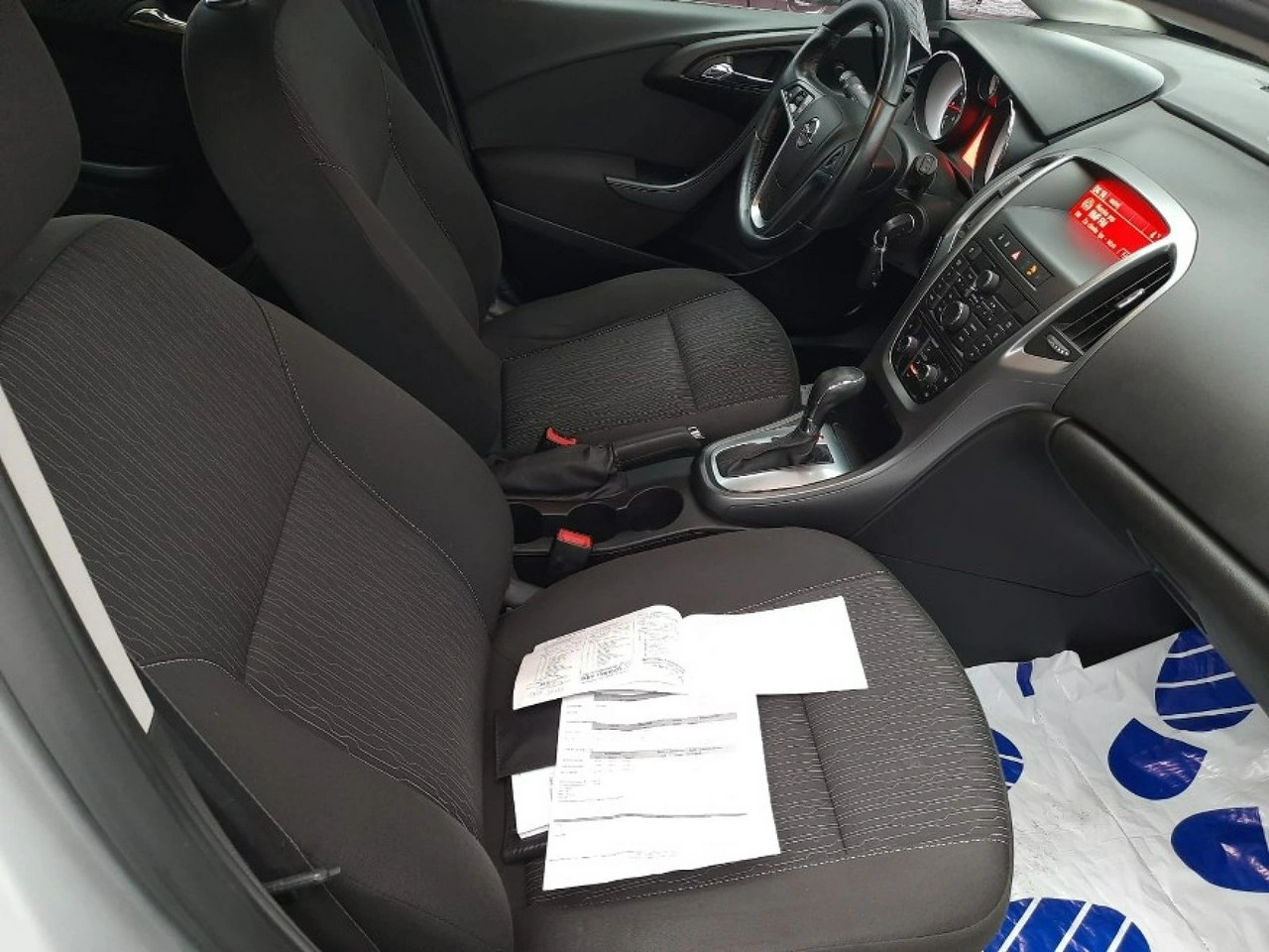 Opel Astra - Zdjęcie 16