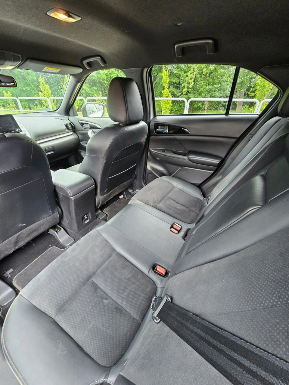 Mitsubishi Eclipse Cross - Zdjęcie 9