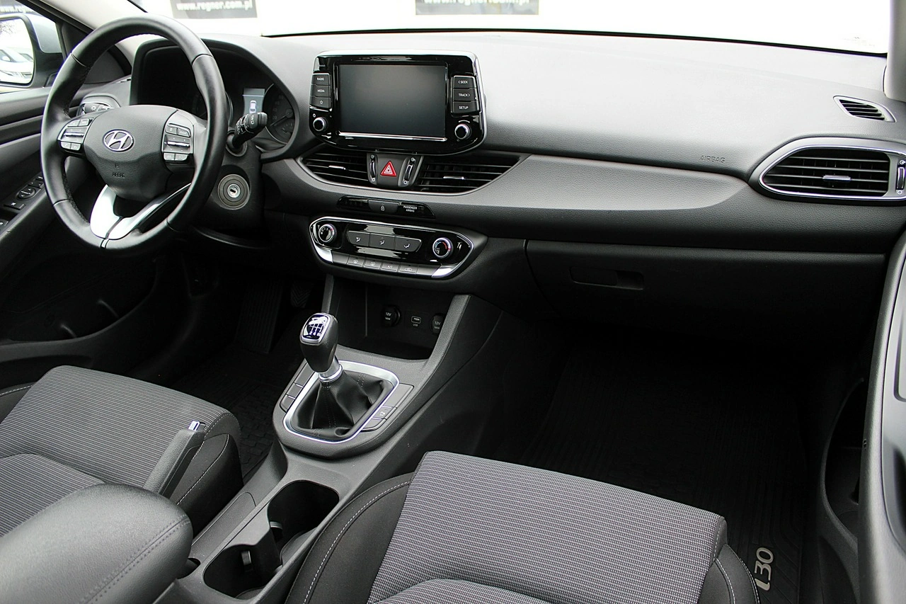 Hyundai i30 - Zdjęcie 9