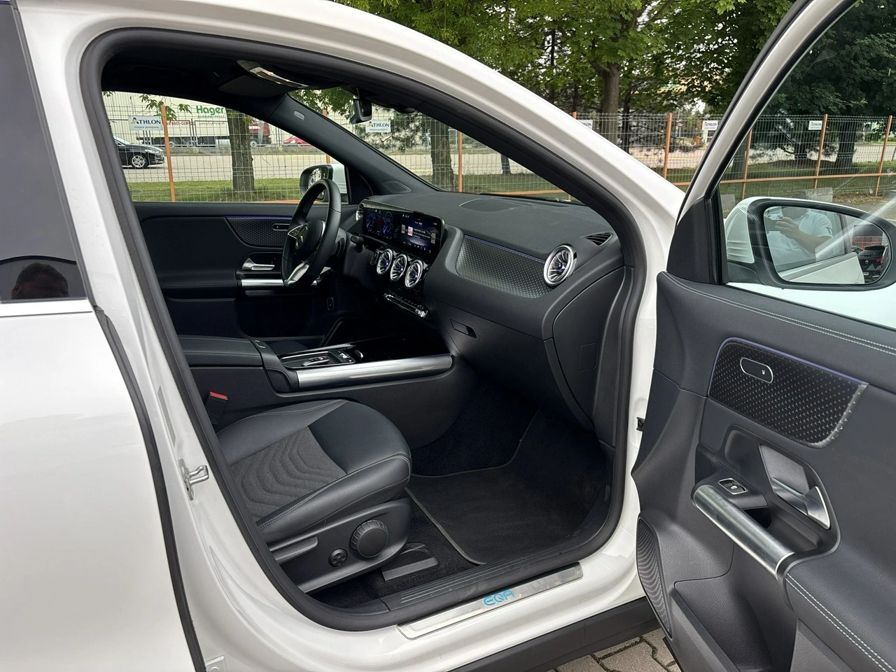 Mercedes EQA - Zdjęcie 13