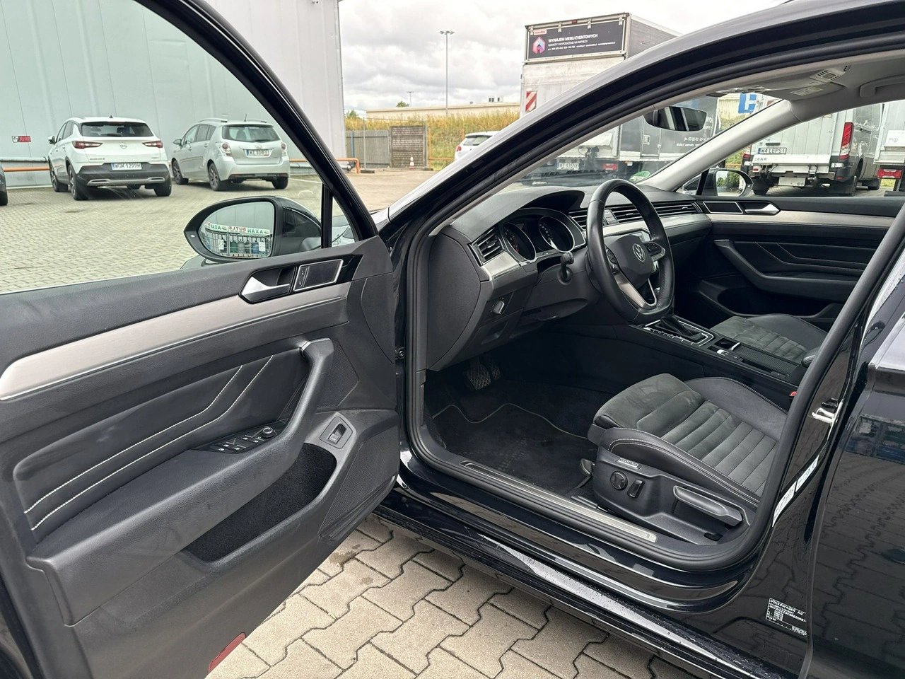Volkswagen Passat - Zdjęcie 9