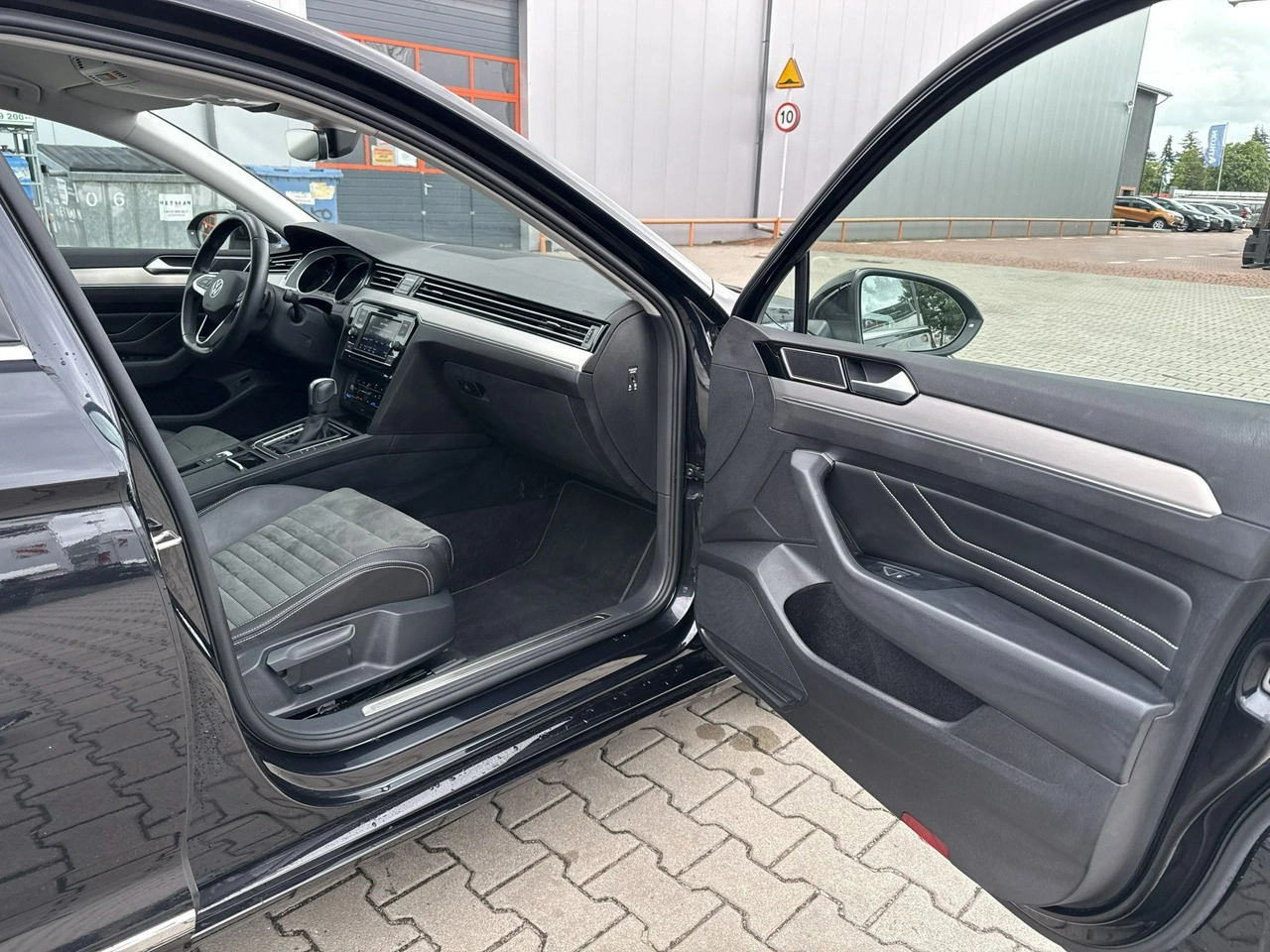 Volkswagen Passat - Zdjęcie 19