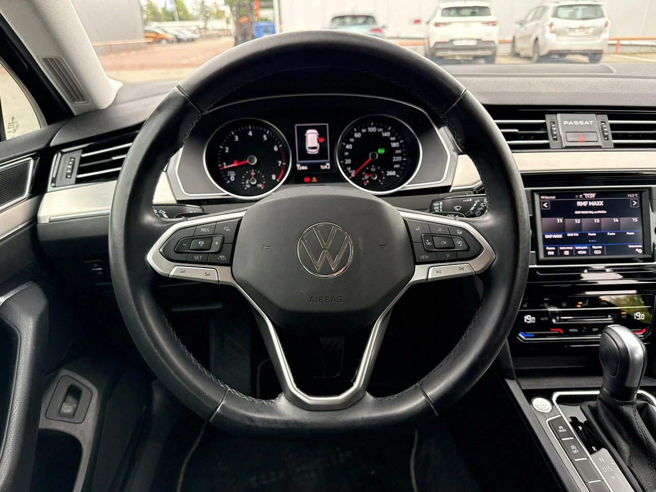 Volkswagen Passat - Zdjęcie 25