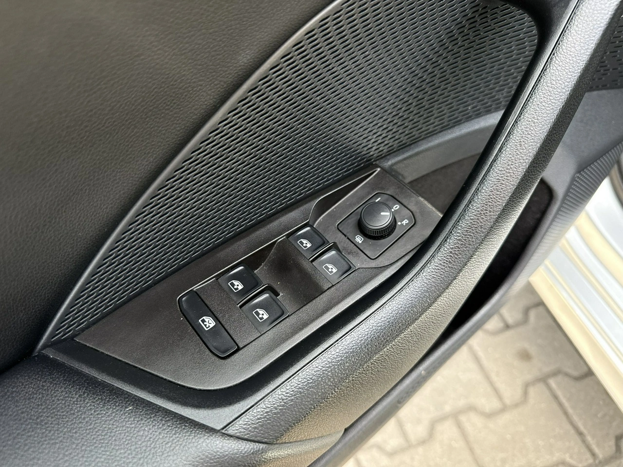 Skoda Octavia - Zdjęcie 11