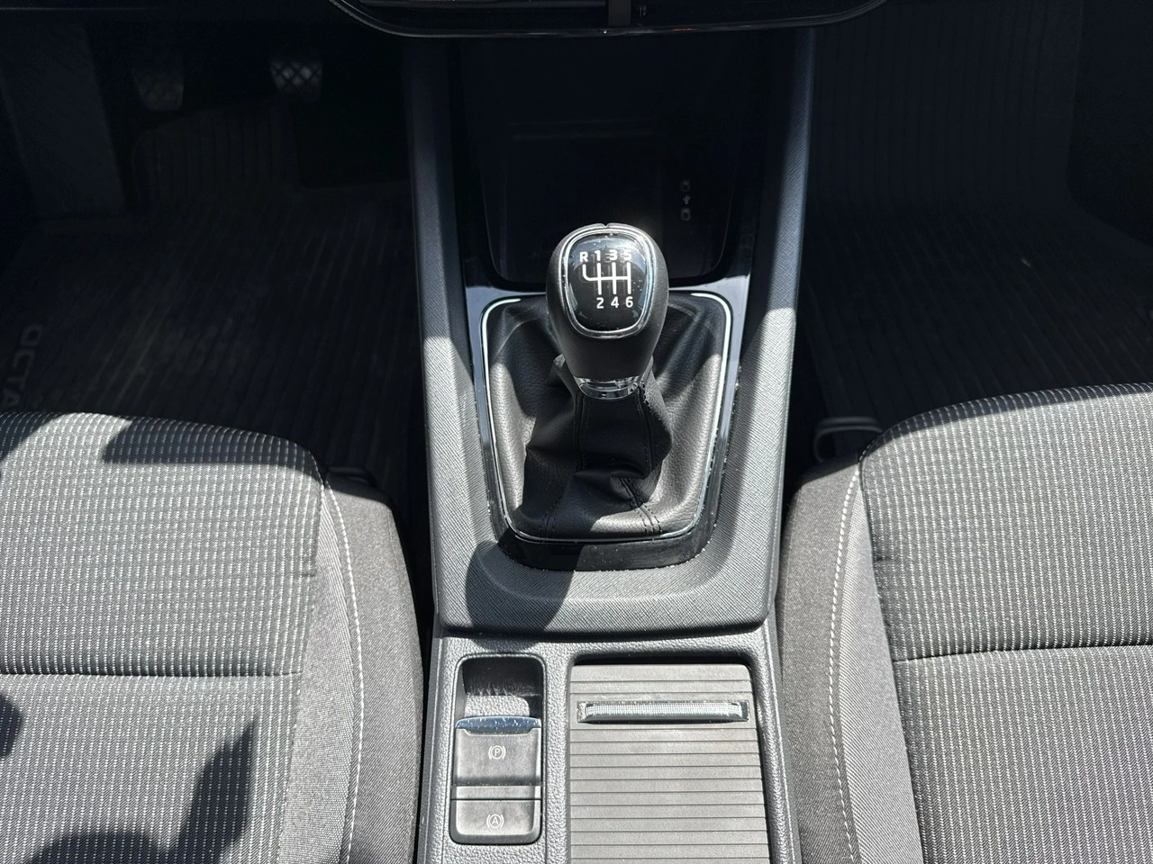Skoda Octavia - Zdjęcie 23