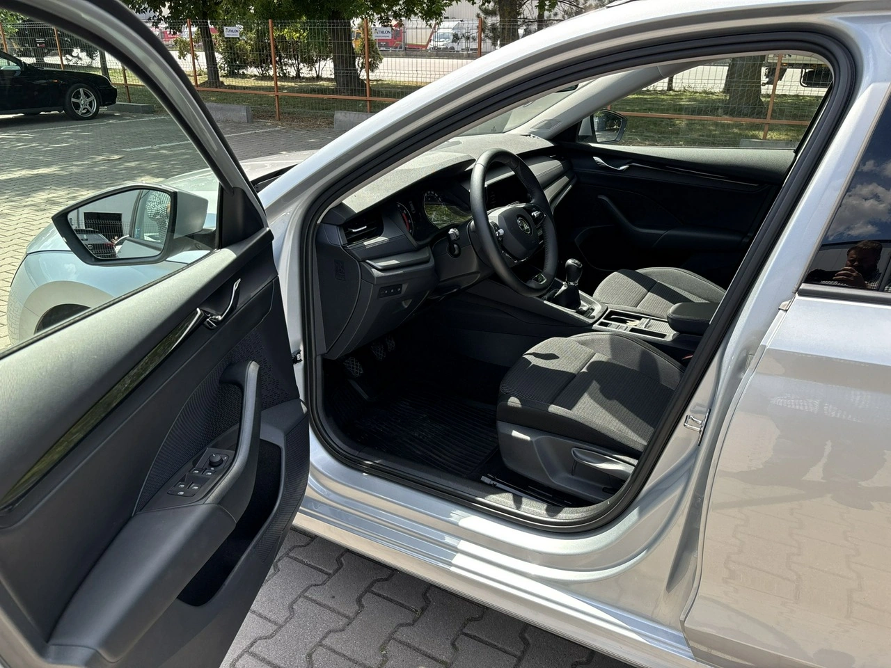 Skoda Octavia - Zdjęcie 9
