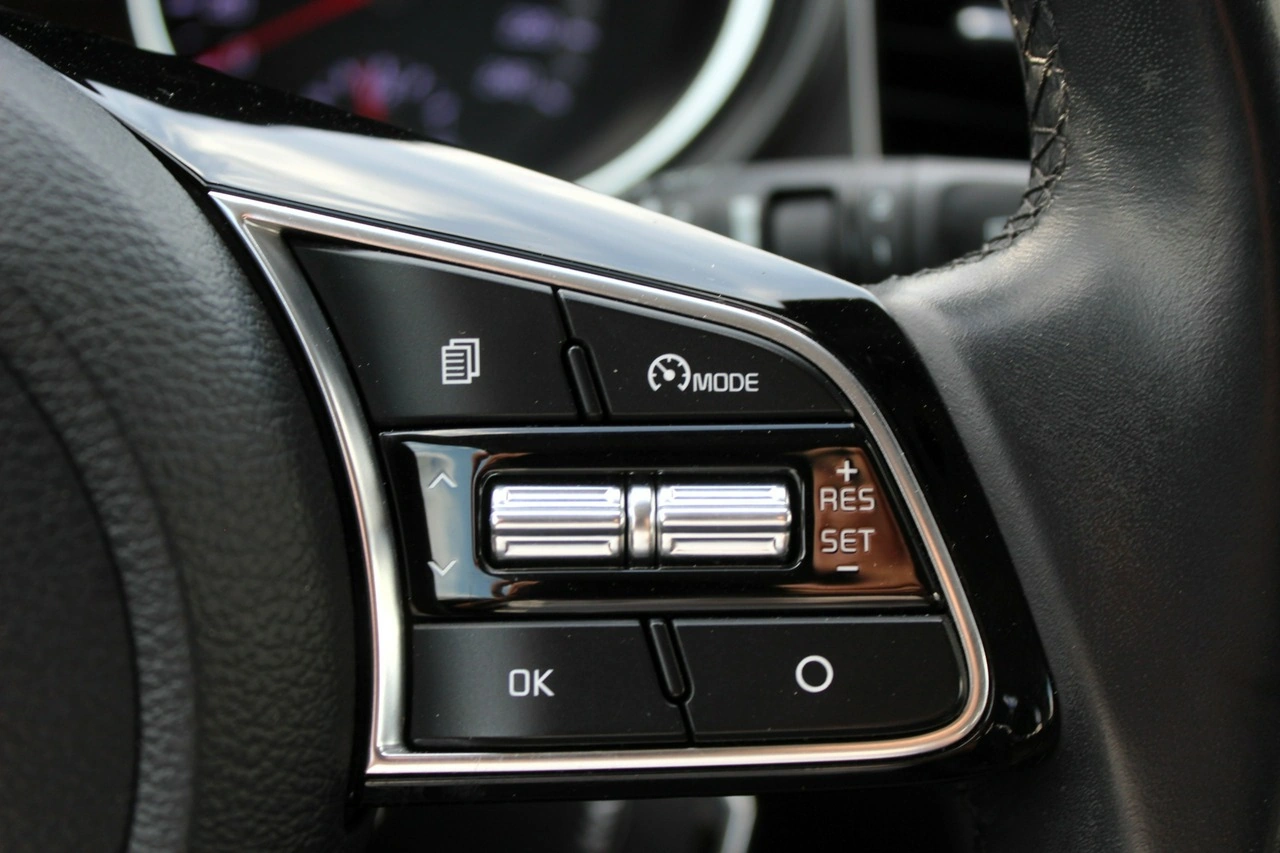 Kia Ceed - Zdjęcie 18