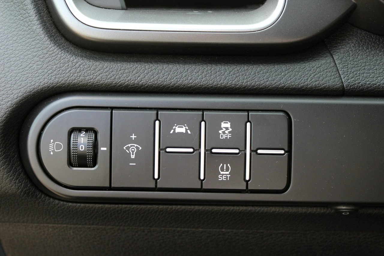 Kia Ceed - Zdjęcie 19