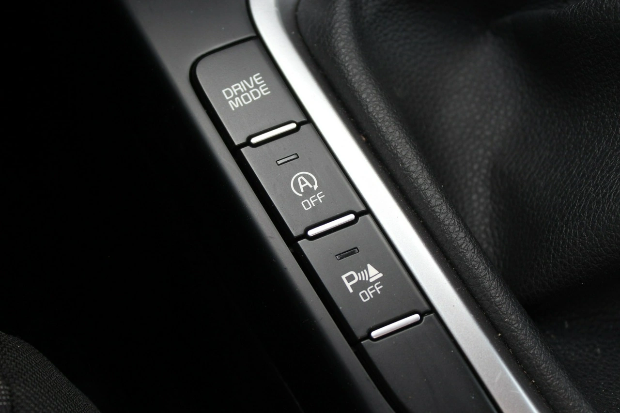 Kia Ceed - Zdjęcie 21