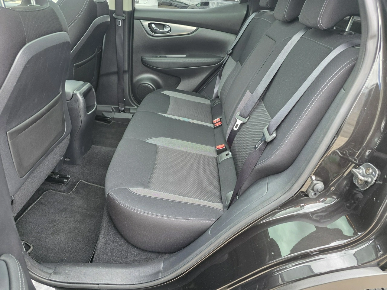 Nissan Qashqai - Zdjęcie 19