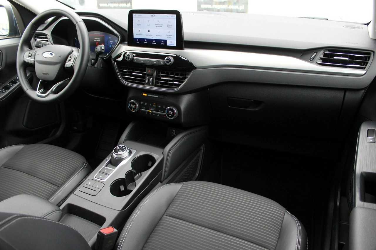 Ford Kuga - Zdjęcie 31