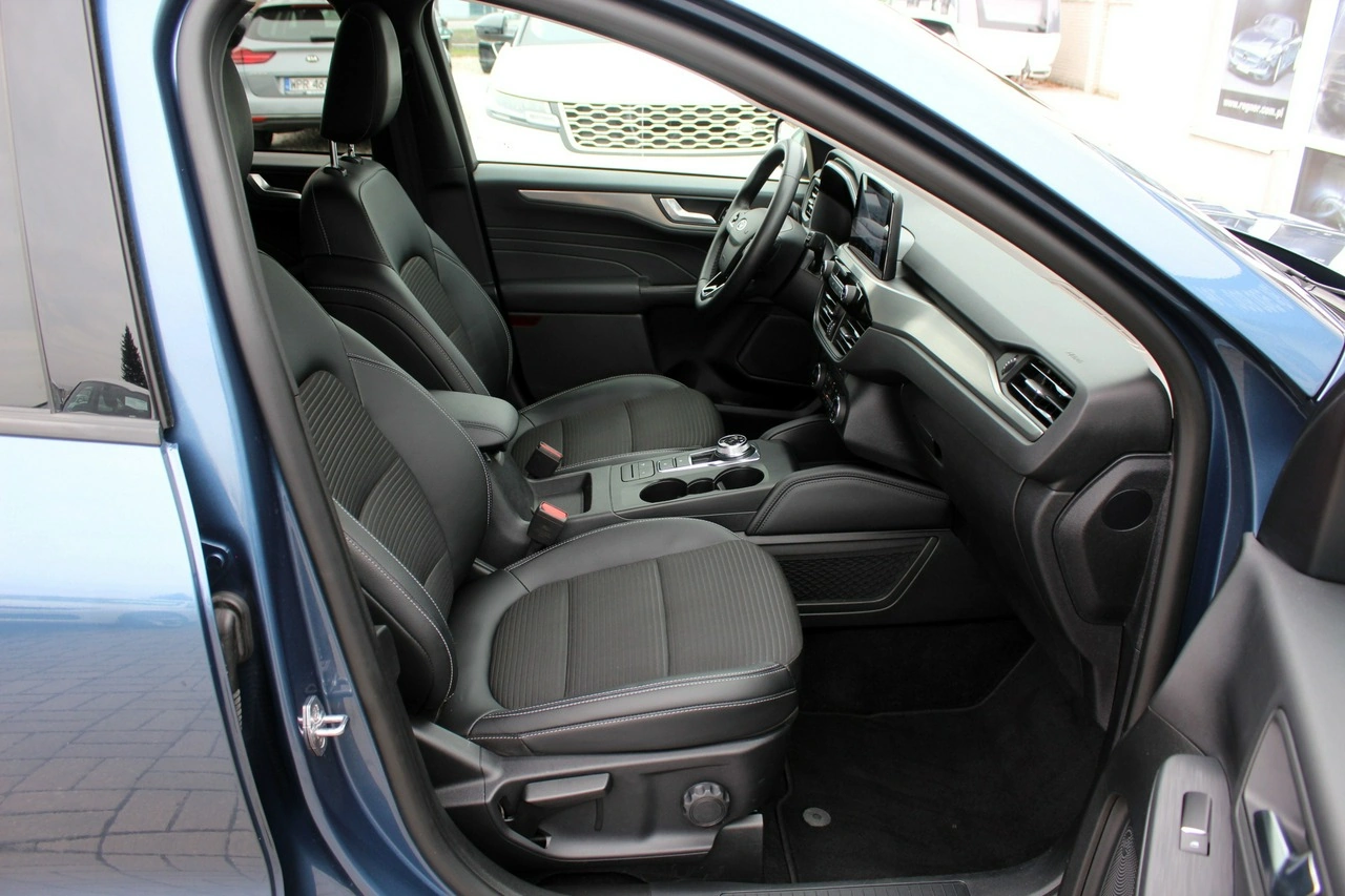 Ford Kuga - Zdjęcie 8