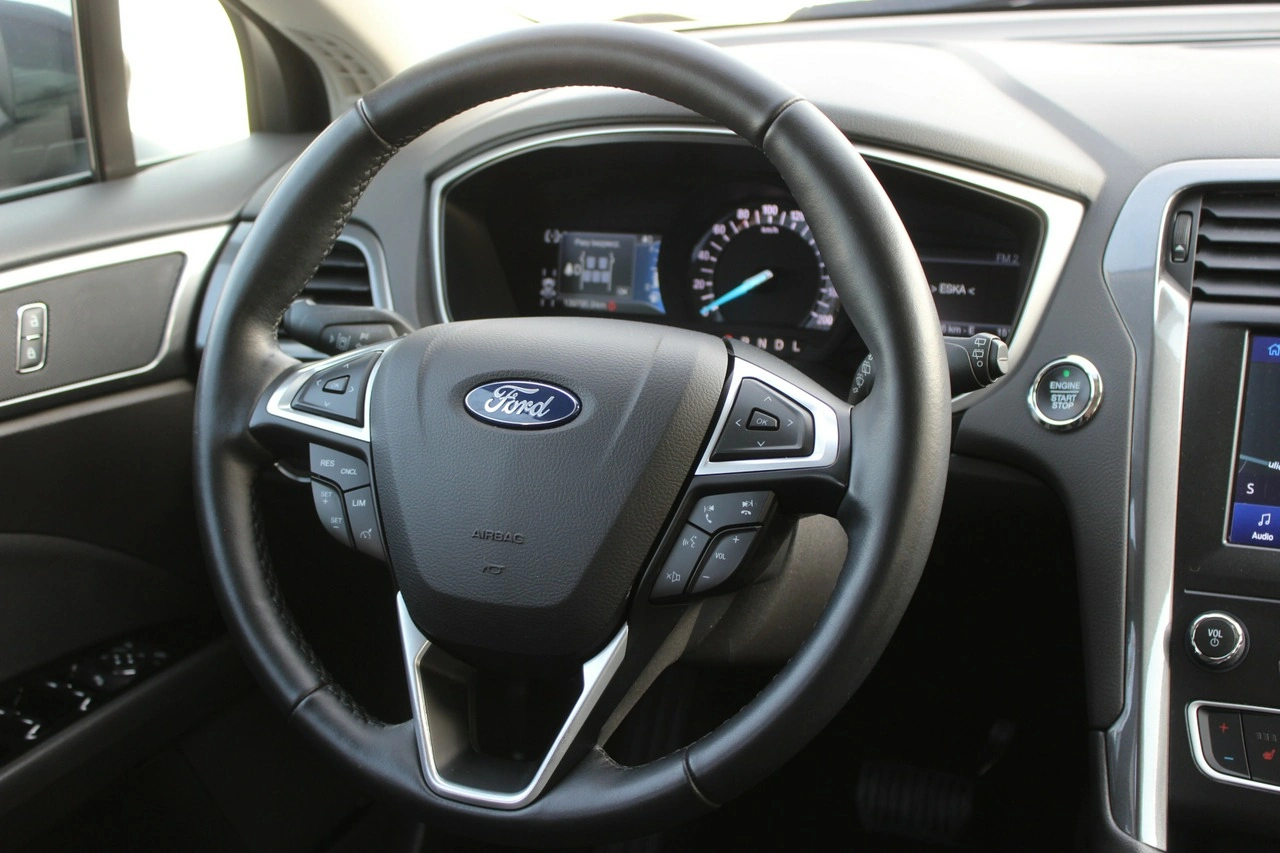 Ford Mondeo SW - Zdjęcie 28