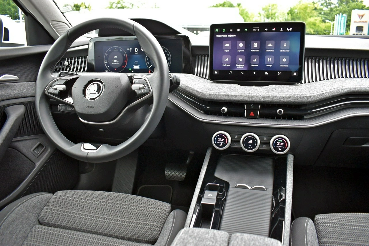 Skoda Superb - Zdjęcie 18