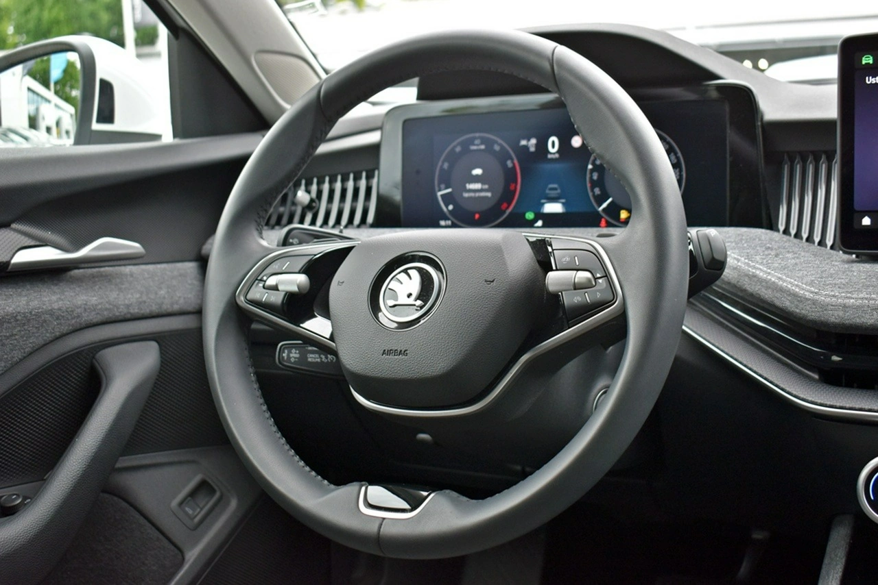 Skoda Superb - Zdjęcie 19