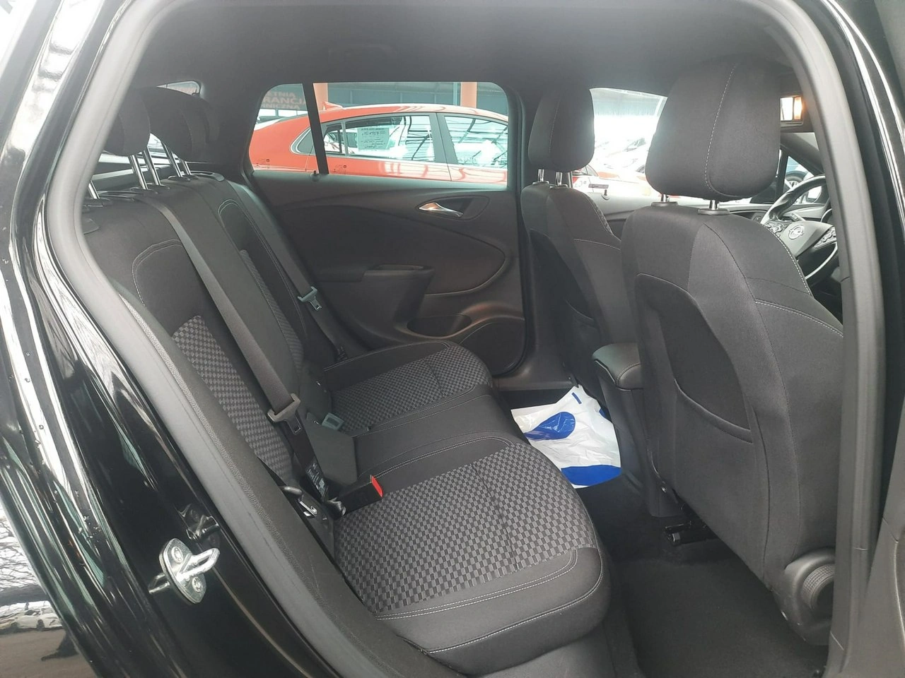 Opel Astra - Zdjęcie 32