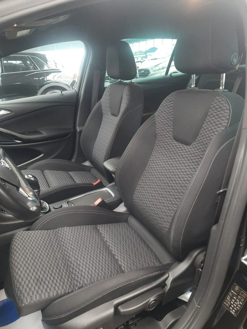 Opel Astra - Zdjęcie 29