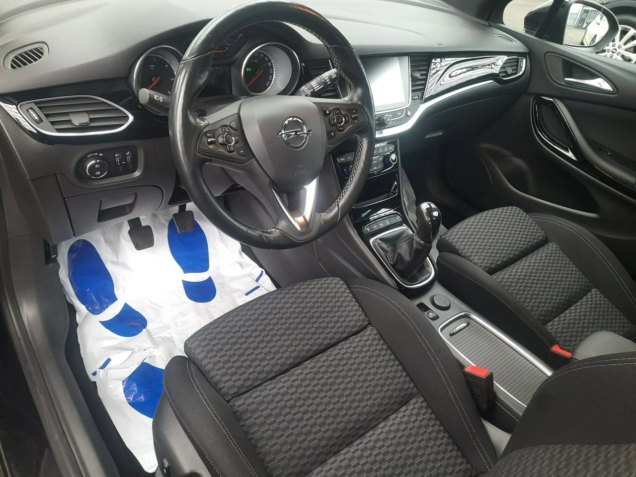 Opel Astra - Zdjęcie 14