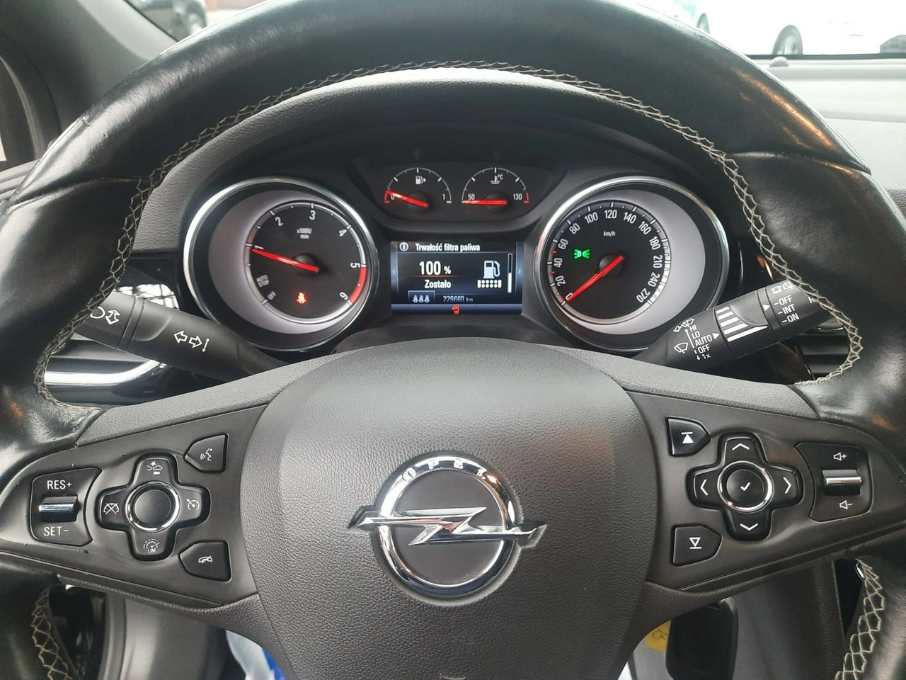 Opel Astra - Zdjęcie 13