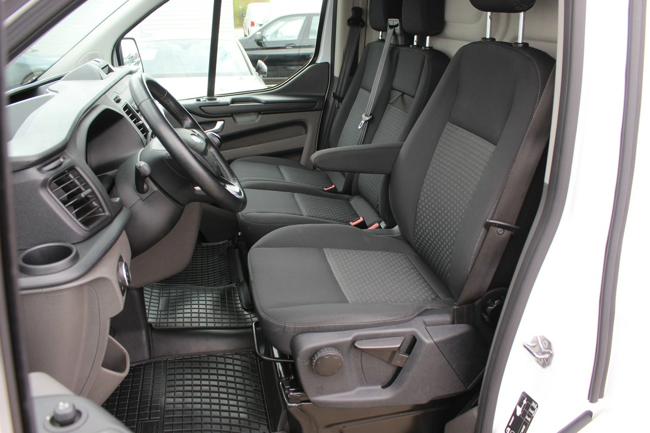 Ford Transit Custom - Zdjęcie 9