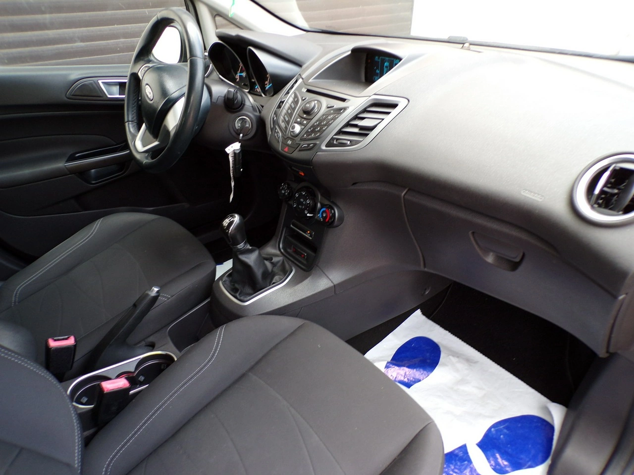 Ford Fiesta - Zdjęcie 21