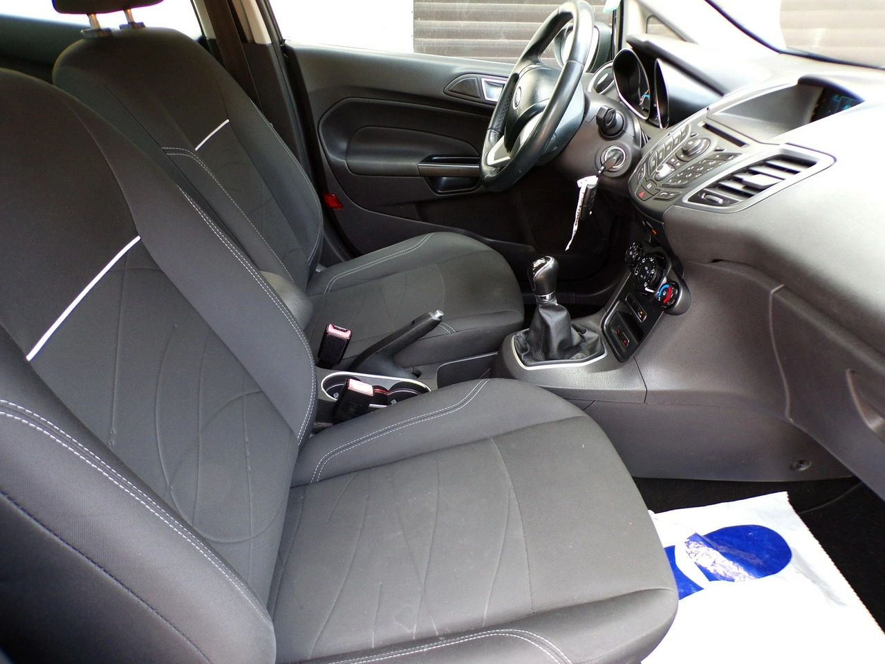 Ford Fiesta - Zdjęcie 22