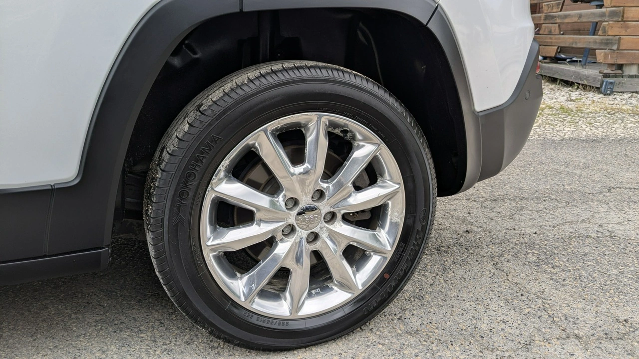 Jeep Cherokee - Zdjęcie 41