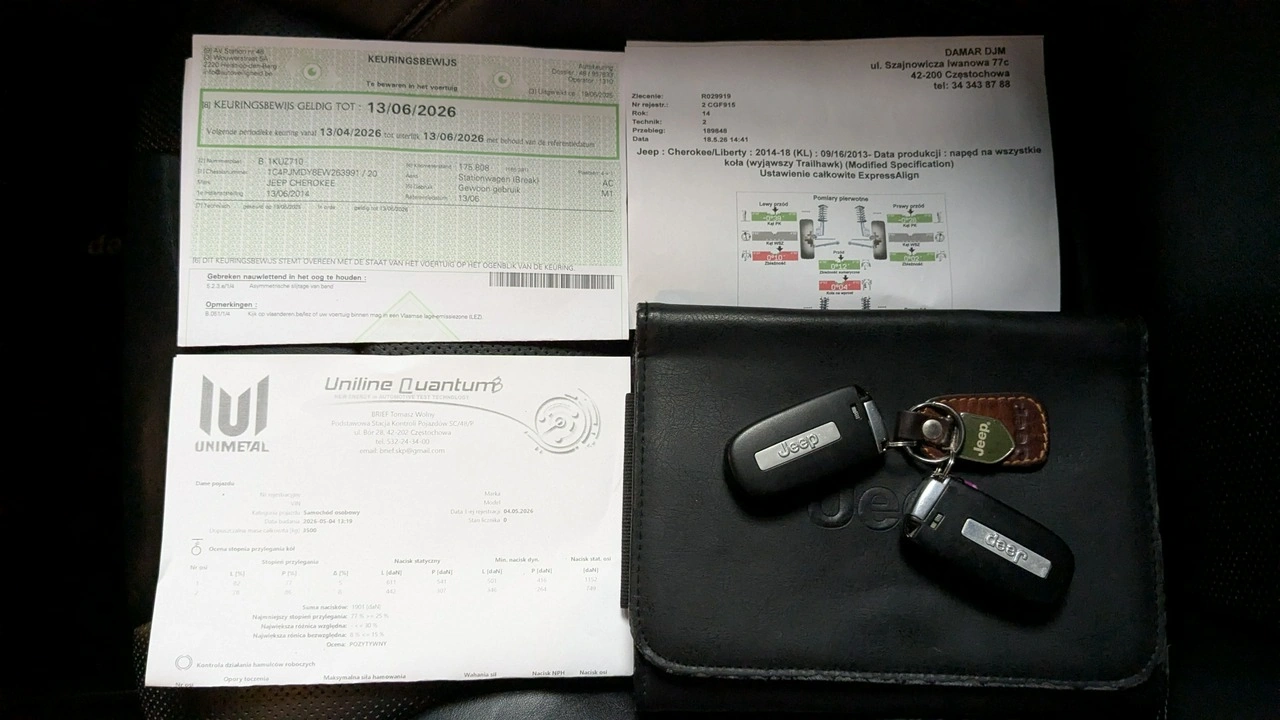 Jeep Cherokee - Zdjęcie 23