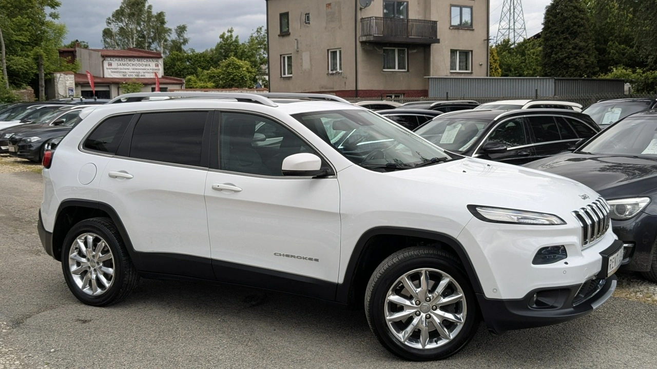 Jeep Cherokee - Zdjęcie 7