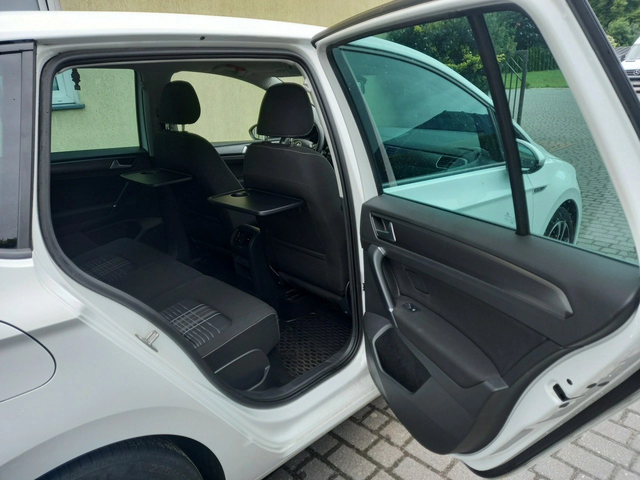Volkswagen Golf Sportsvan - Zdjęcie 24