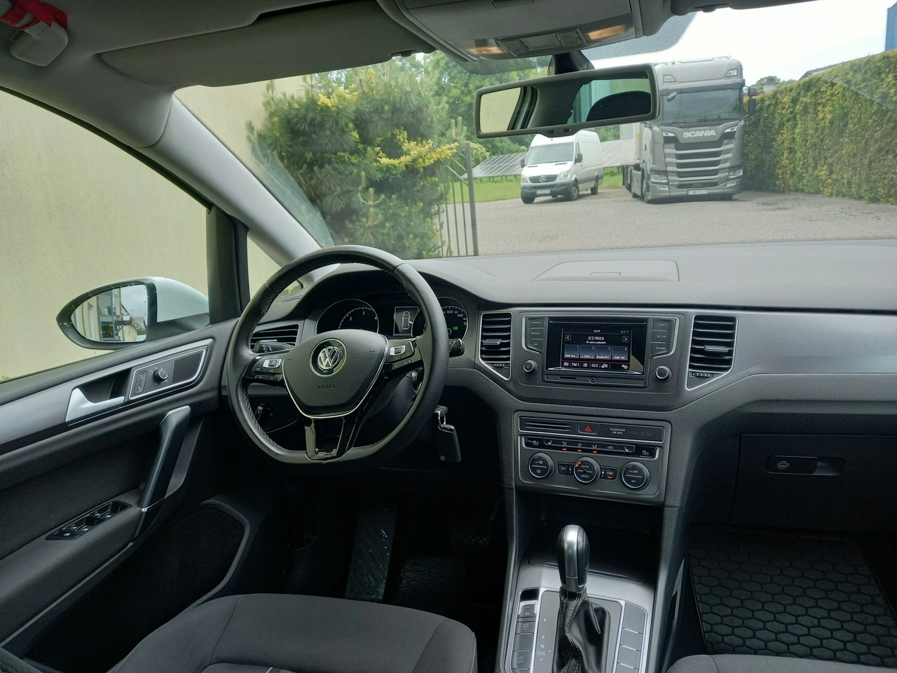 Volkswagen Golf Sportsvan - Zdjęcie 25