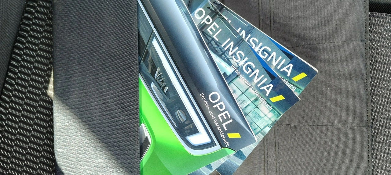 Opel Insignia - Zdjęcie 16