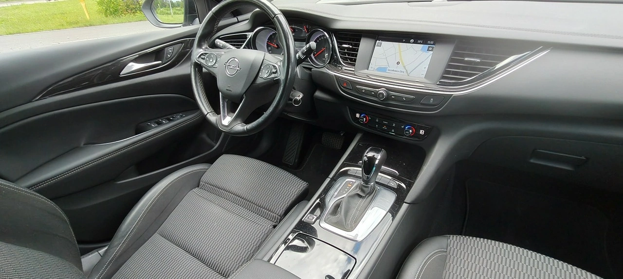 Opel Insignia - Zdjęcie 8