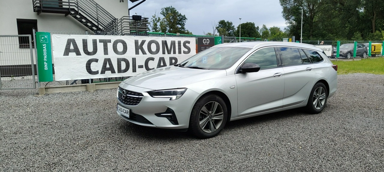 Opel Insignia - Główne zdjęcie