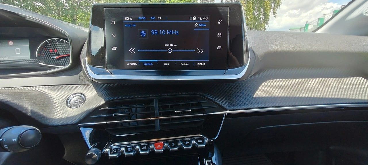 Peugeot 208 - Zdjęcie 9