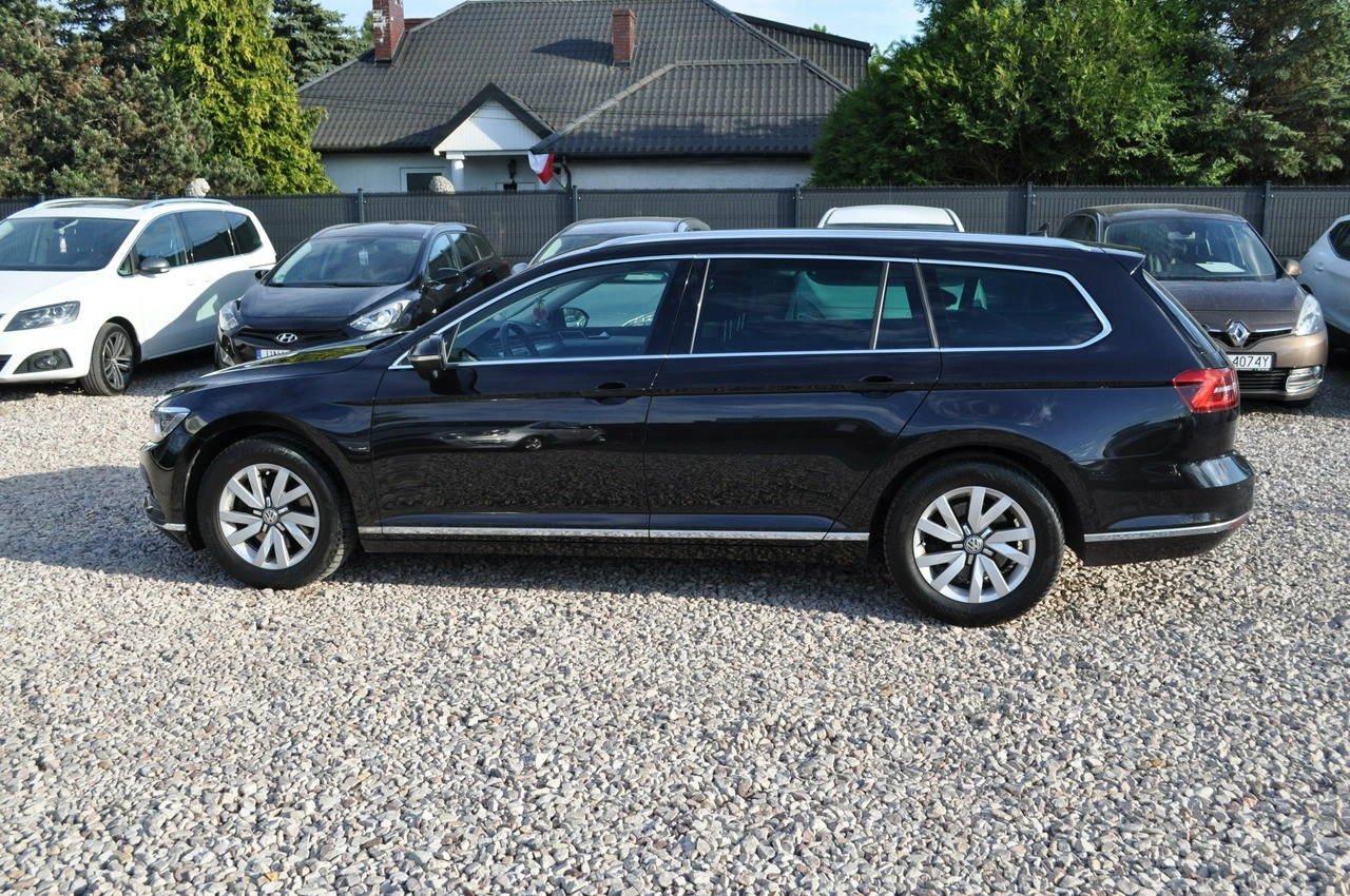 Volkswagen Passat - Zdjęcie 10