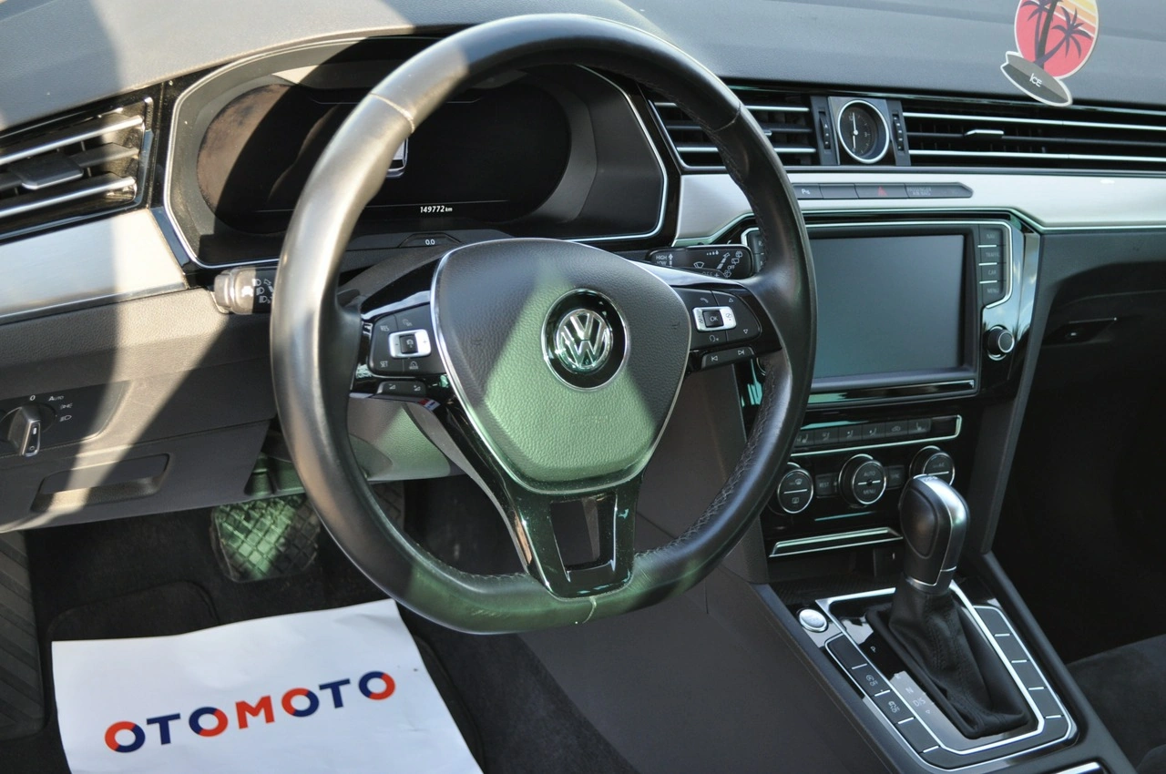 Volkswagen Passat - Zdjęcie 18