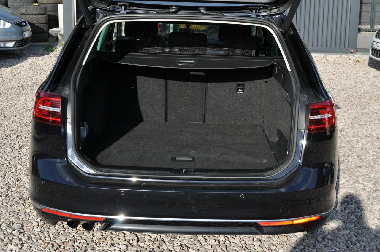 Volkswagen Passat - Zdjęcie 31