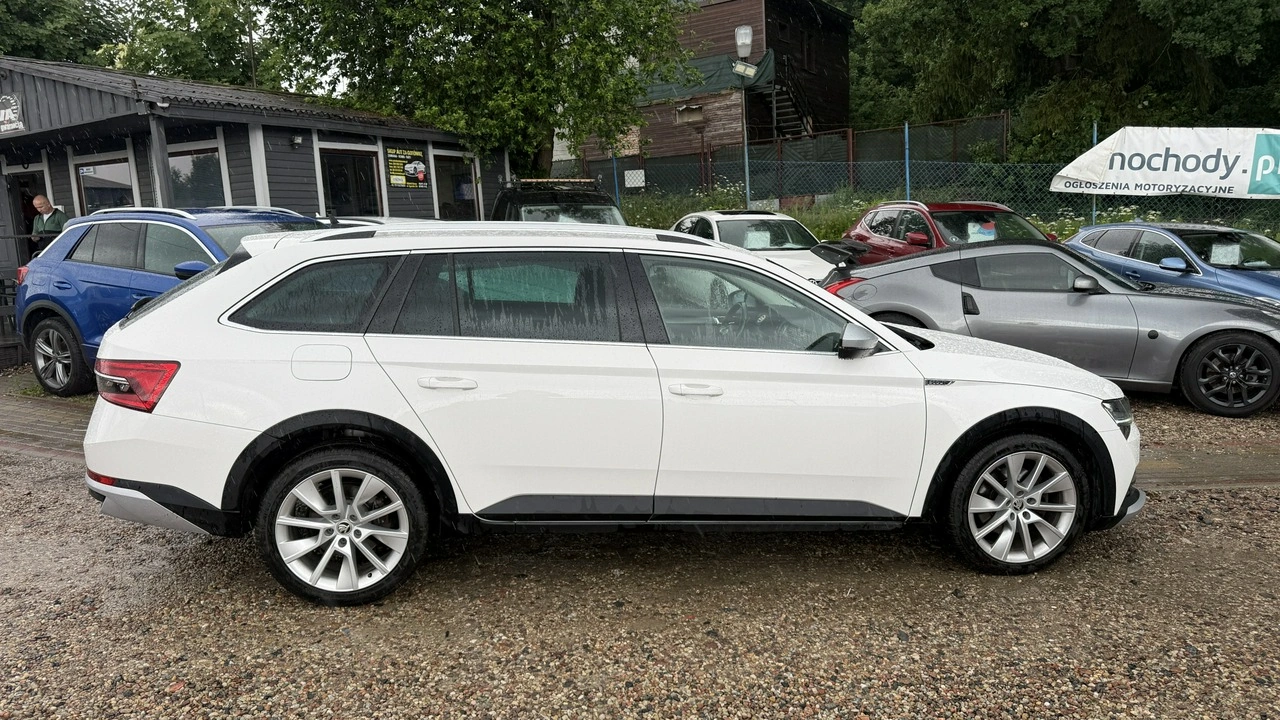 Skoda Superb - Zdjęcie 12