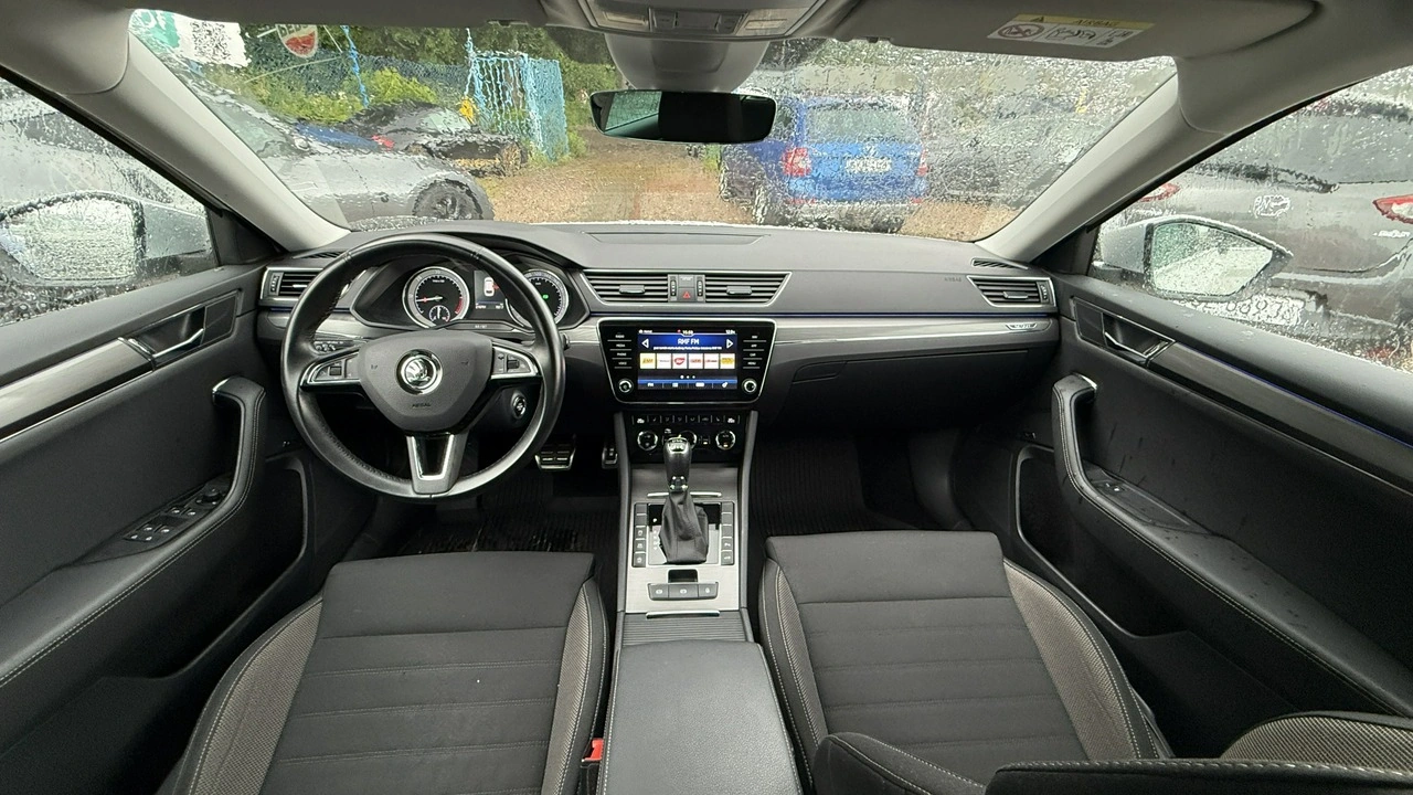 Skoda Superb - Zdjęcie 16