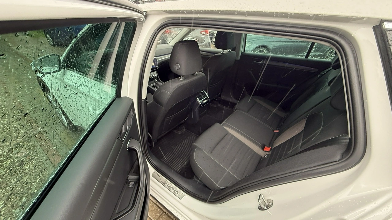 Skoda Superb - Zdjęcie 20