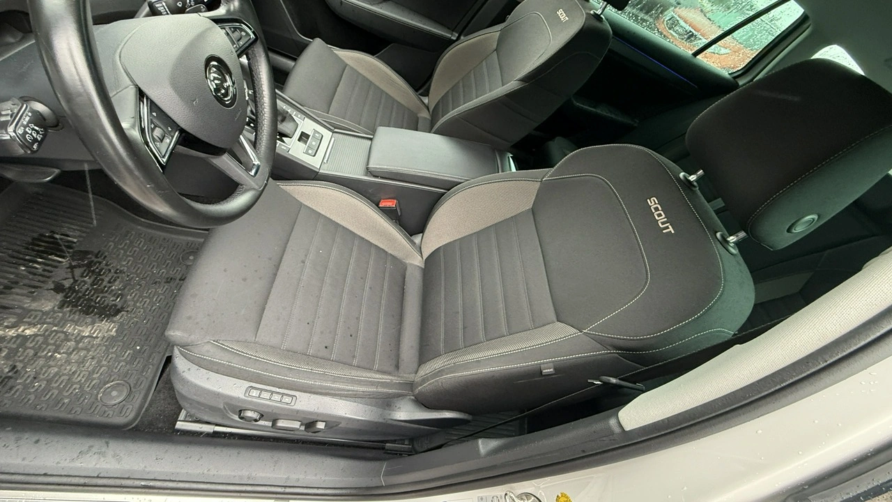 Skoda Superb - Zdjęcie 24