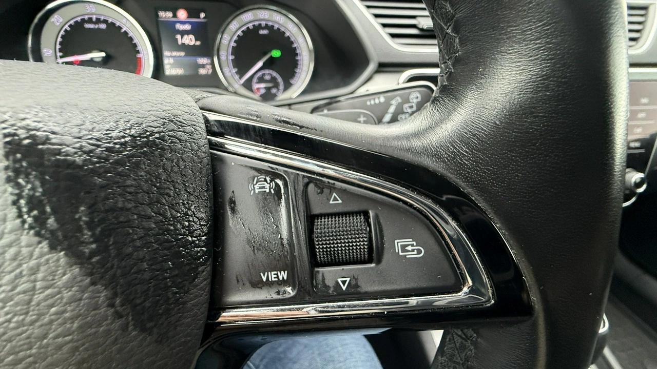 Skoda Superb - Zdjęcie 25