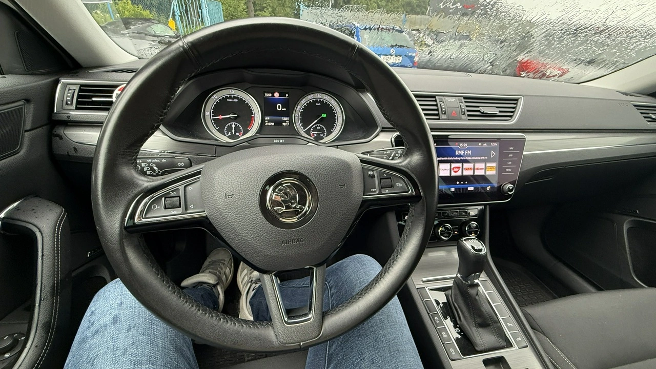 Skoda Superb - Zdjęcie 27