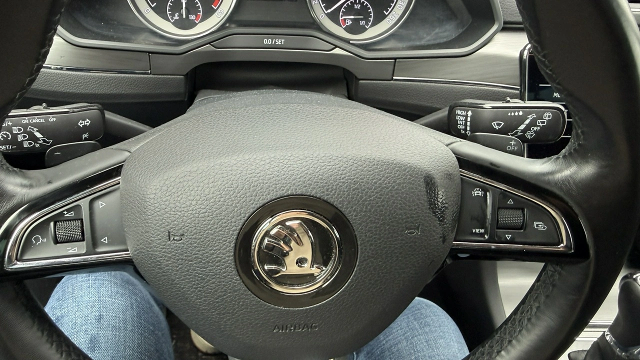 Skoda Superb - Zdjęcie 33
