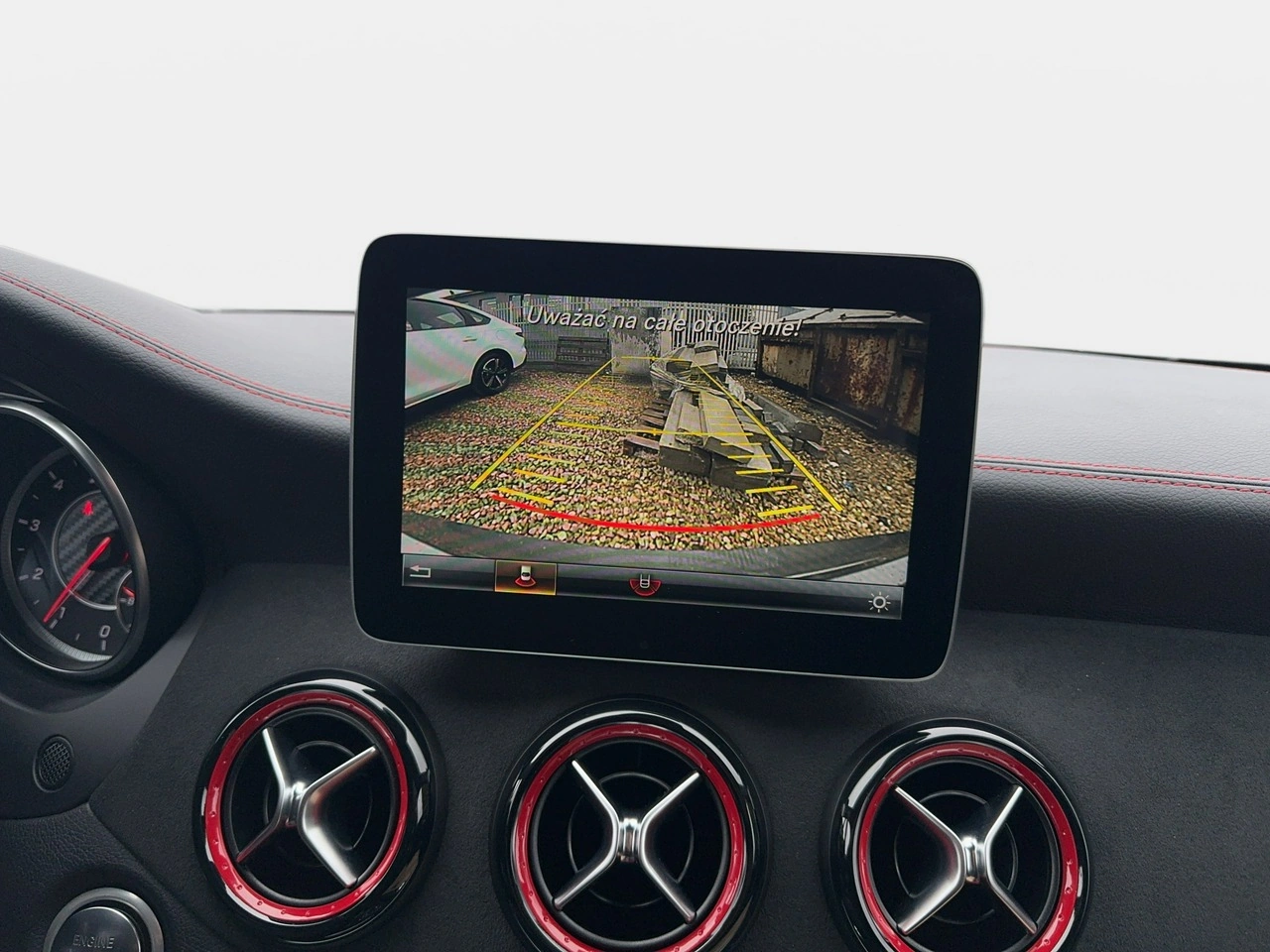 Mercedes CLA 45 AMG - Zdjęcie 25