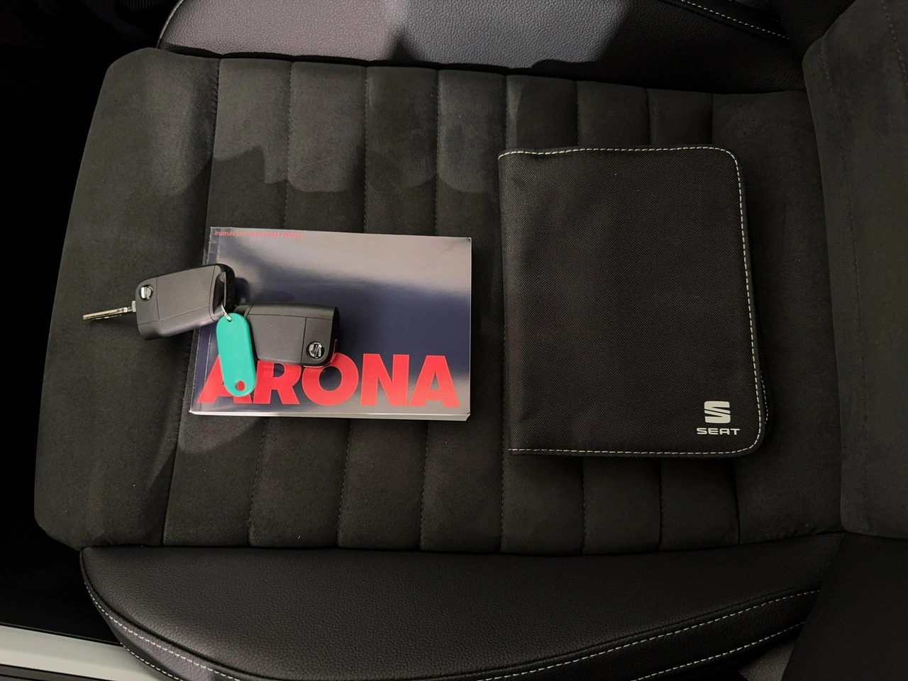 Seat Arona - Zdjęcie 28