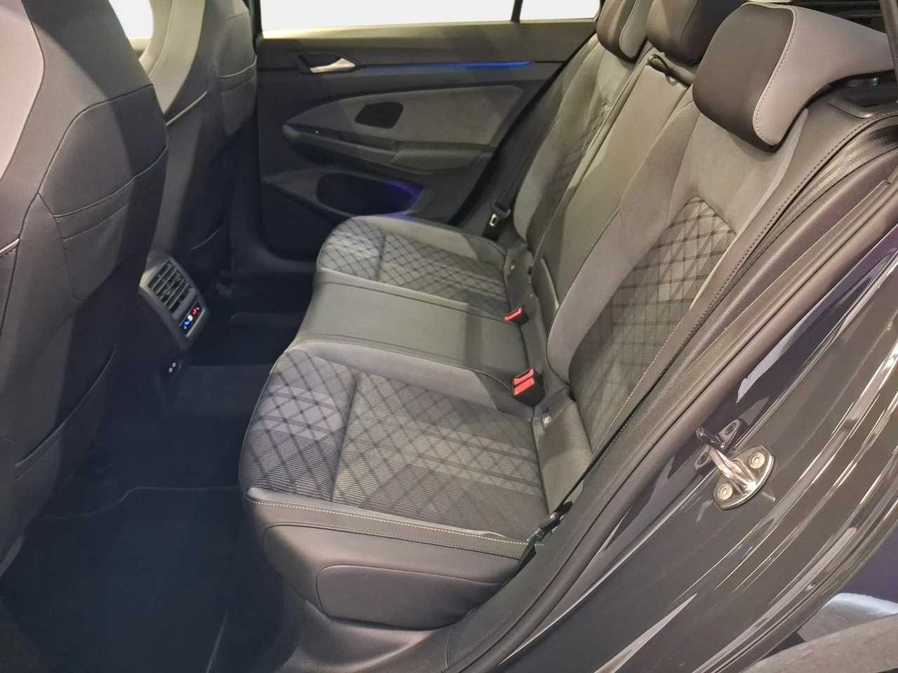 Volkswagen Golf Variant - Zdjęcie 10